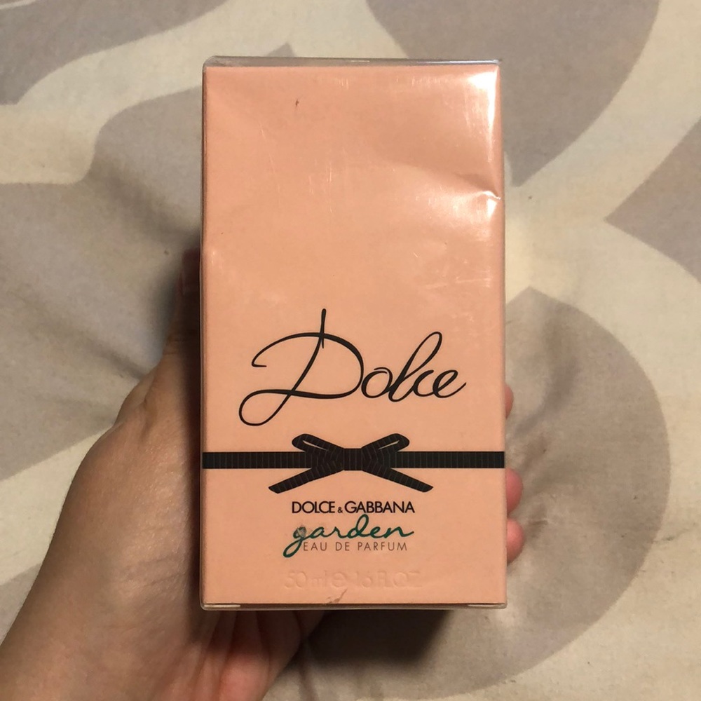 Brand new never opened dolce and gabbana garden parfum